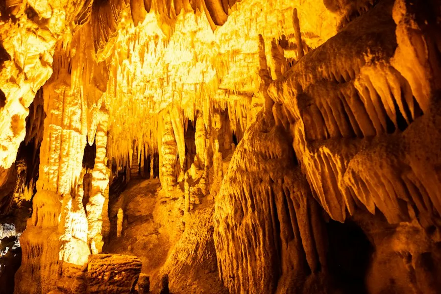 Photo common mistakes caves natural formations